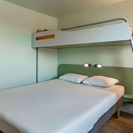 Ibis Budget Marne La Vallee Pontault Combault Exterior photo