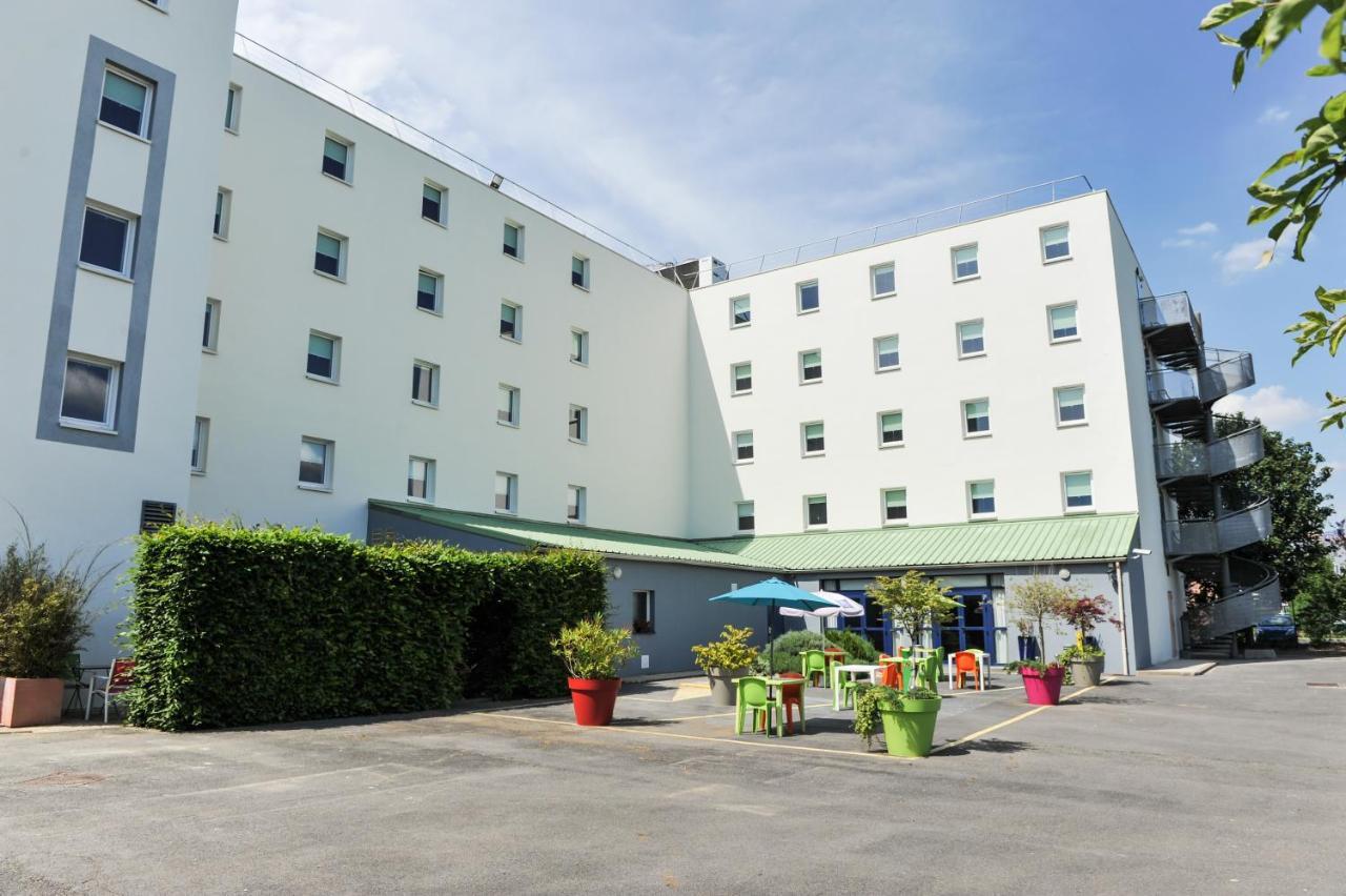 Ibis Budget Marne La Vallee Pontault Combault Exterior photo