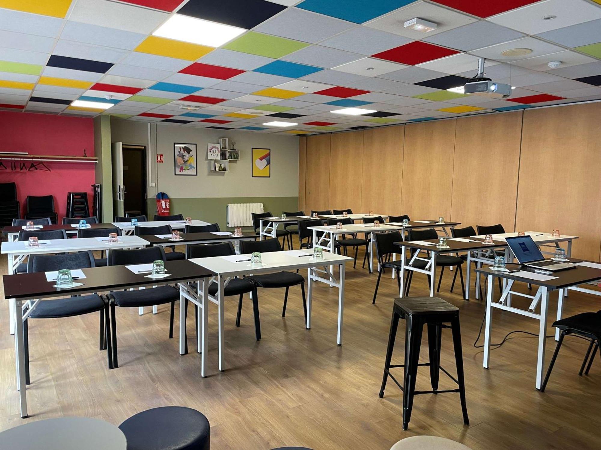 Ibis Budget Marne La Vallee Pontault Combault Exterior photo