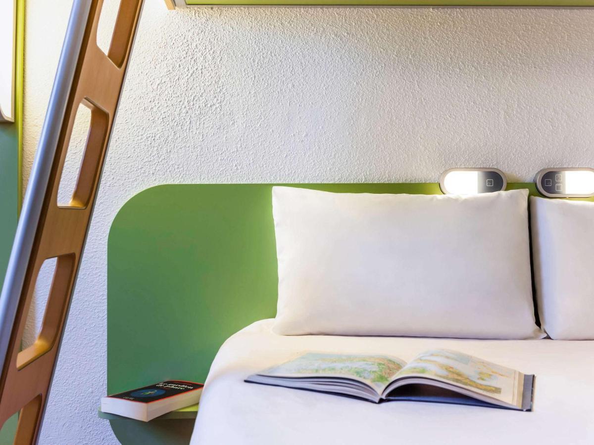 Ibis Budget Marne La Vallee Pontault Combault Exterior photo
