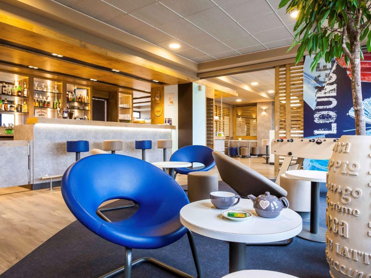Ibis Budget Marne La Vallee Pontault Combault Exterior photo