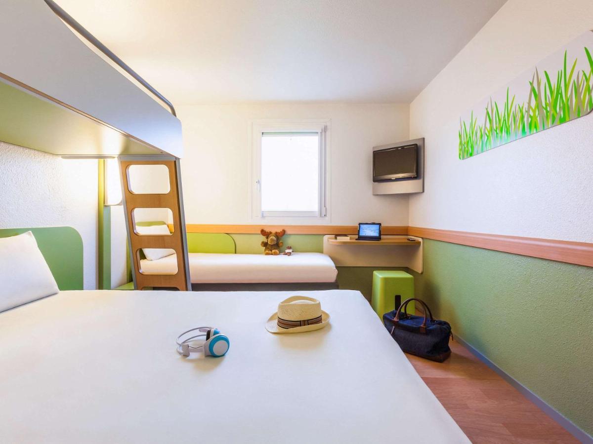 Ibis Budget Marne La Vallee Pontault Combault Exterior photo
