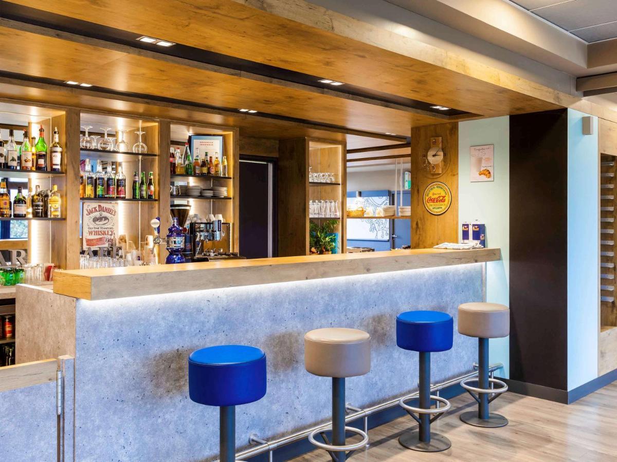Ibis Budget Marne La Vallee Pontault Combault Exterior photo